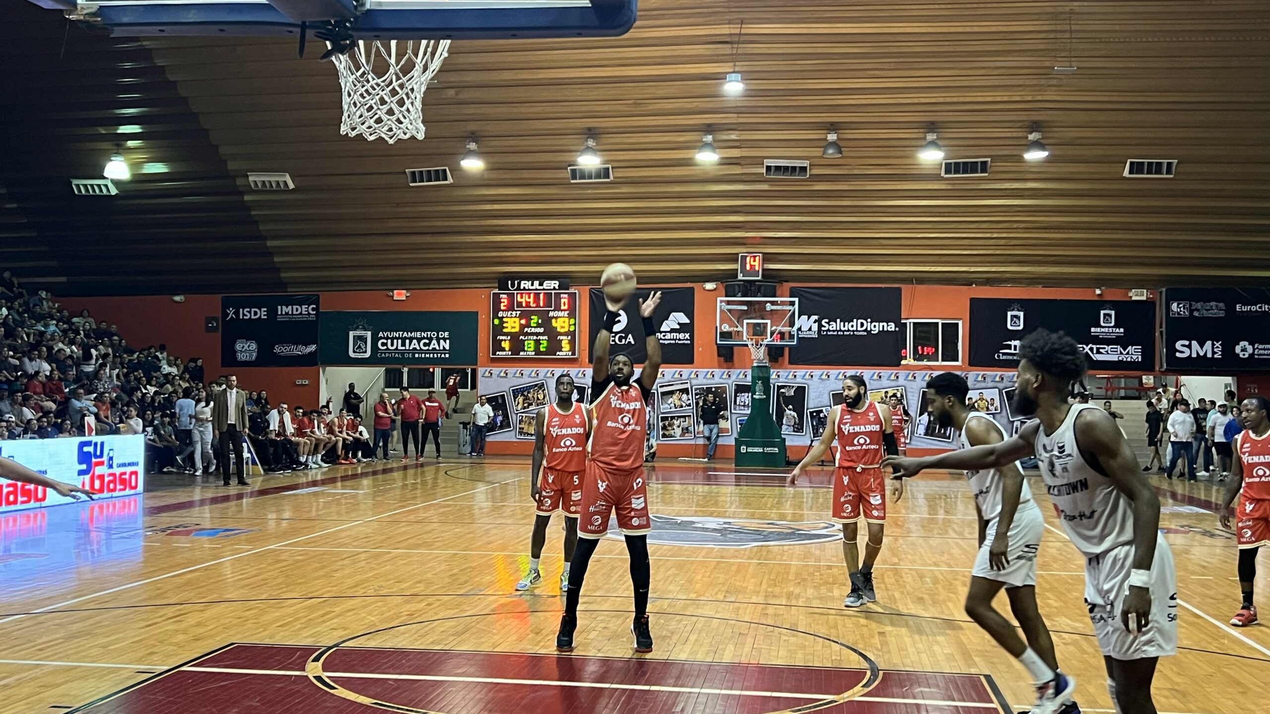 Venados Basketball Da Pelea De Principio A Fin En El Primer Juego De La Serie Ante Caballeros