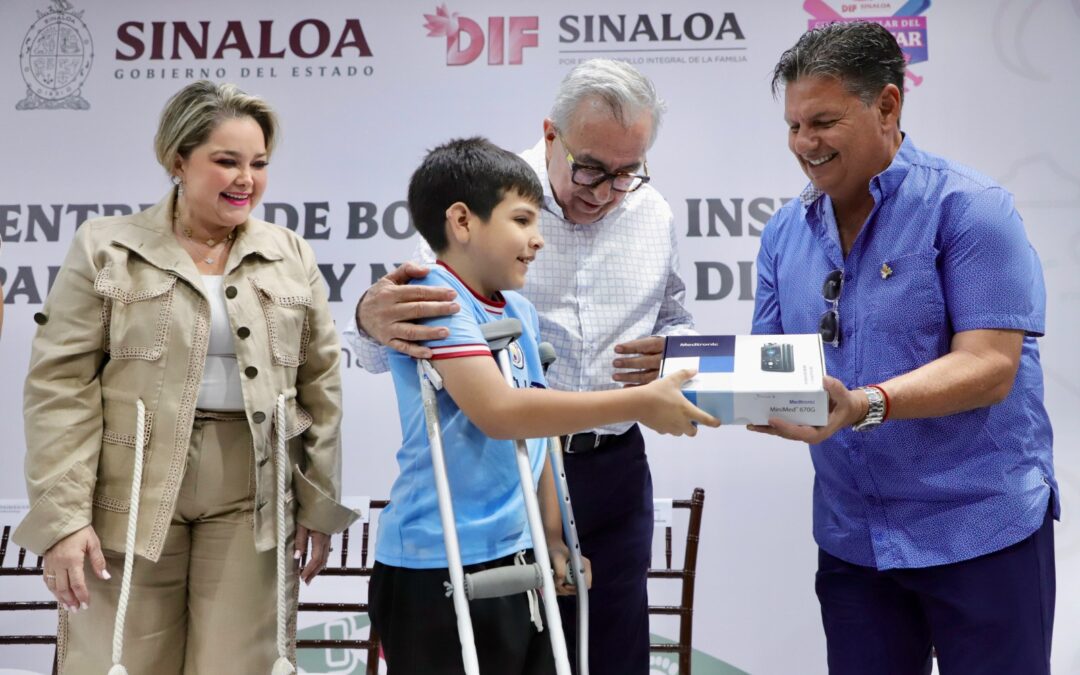 Venados de Mazatlán hace presencia en la entrega de bombas de insulina para niños con diabetes